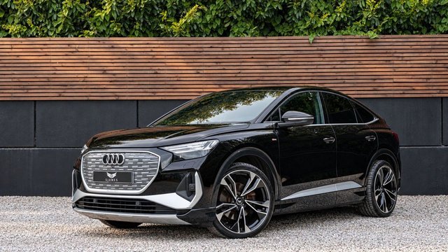 2022 Audi Q4
