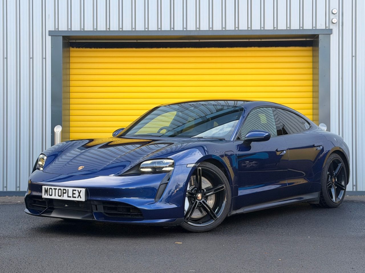2020 PORSCHE TAYCAN