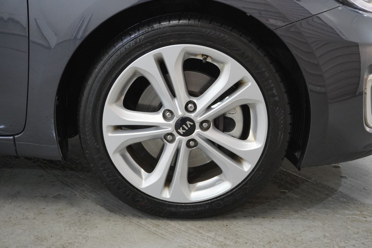 2016 KIA CEED 1.6 CRDi 4 Hatchback 5dr Diesel Manual Euro 6 (s/s) (134 bhp) - vehicle photo 3 for sale on PureCar