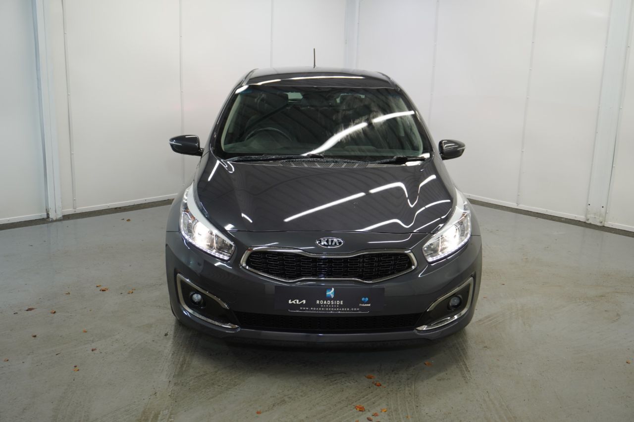 2016 KIA CEED 1.6 CRDi 4 Hatchback 5dr Diesel Manual Euro 6 (s/s) (134 bhp) - vehicle photo 9 for sale on PureCar