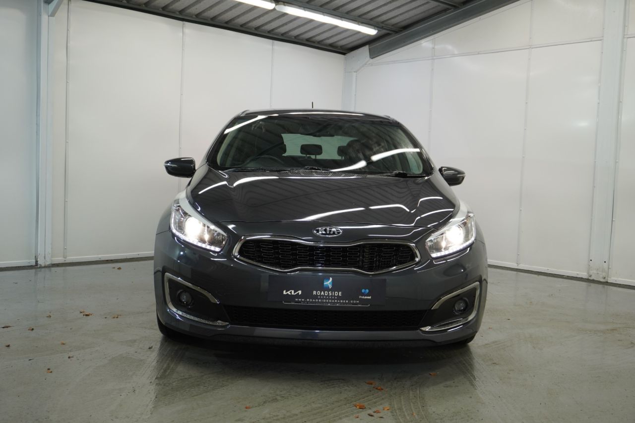 2016 KIA CEED 1.6 CRDi 4 Hatchback 5dr Diesel Manual Euro 6 (s/s) (134 bhp) - vehicle photo 10 for sale on PureCar