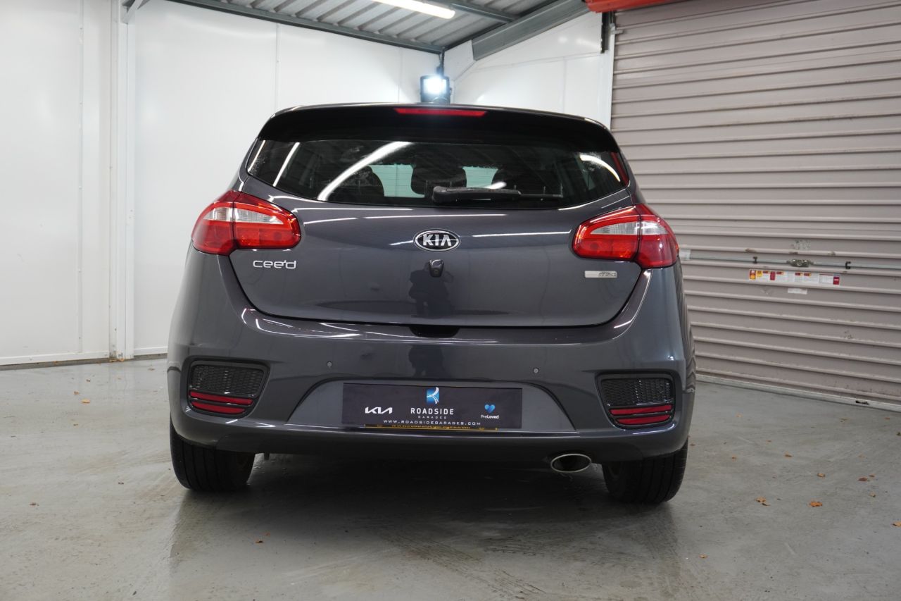 2016 KIA CEED 1.6 CRDi 4 Hatchback 5dr Diesel Manual Euro 6 (s/s) (134 bhp) - vehicle photo 16 for sale on PureCar