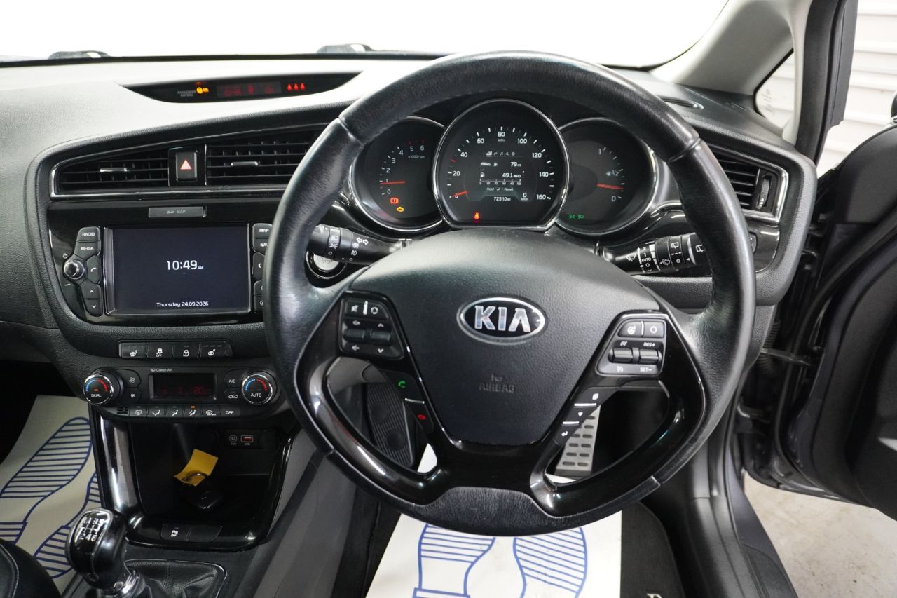 2016 KIA CEED 1.6 CRDi 4 Hatchback 5dr Diesel Manual Euro 6 (s/s) (134 bhp) - vehicle photo 24 for sale on PureCar