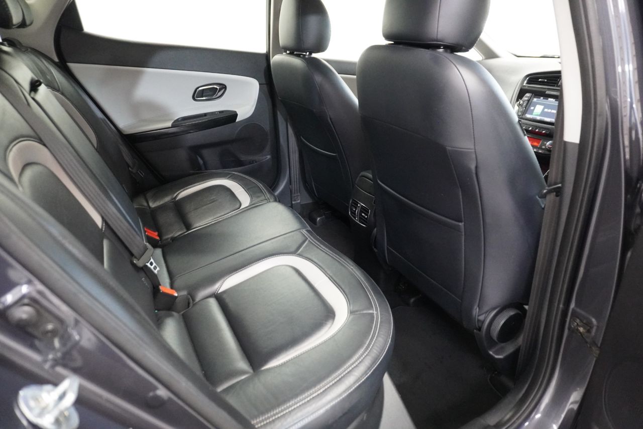 2016 KIA CEED 1.6 CRDi 4 Hatchback 5dr Diesel Manual Euro 6 (s/s) (134 bhp) - vehicle photo 30 for sale on PureCar