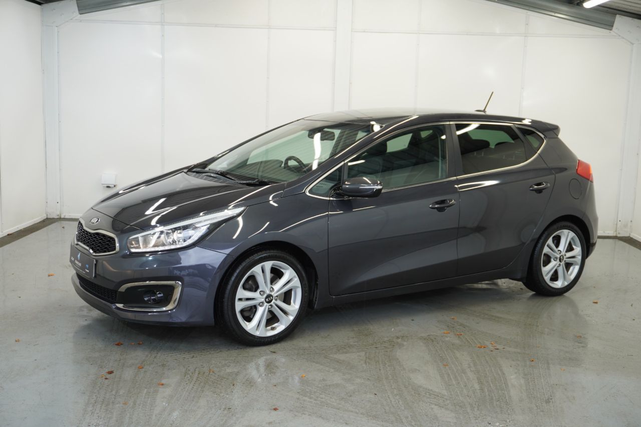 2016 KIA CEED 1.6 CRDi 4 Hatchback 5dr Diesel Manual Euro 6 (s/s) (134 bhp) - vehicle photo 35 for sale on PureCar