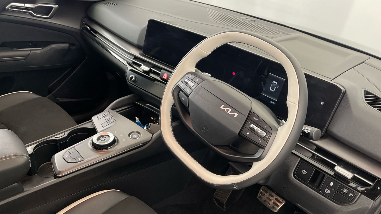 2025 KIA SPORTAGE 1.6 h T-GDi GT-Line SUV 5dr Petrol Hybrid Auto Euro 6 (s/s) (235 bhp) - vehicle photo 7 for sale on PureCar