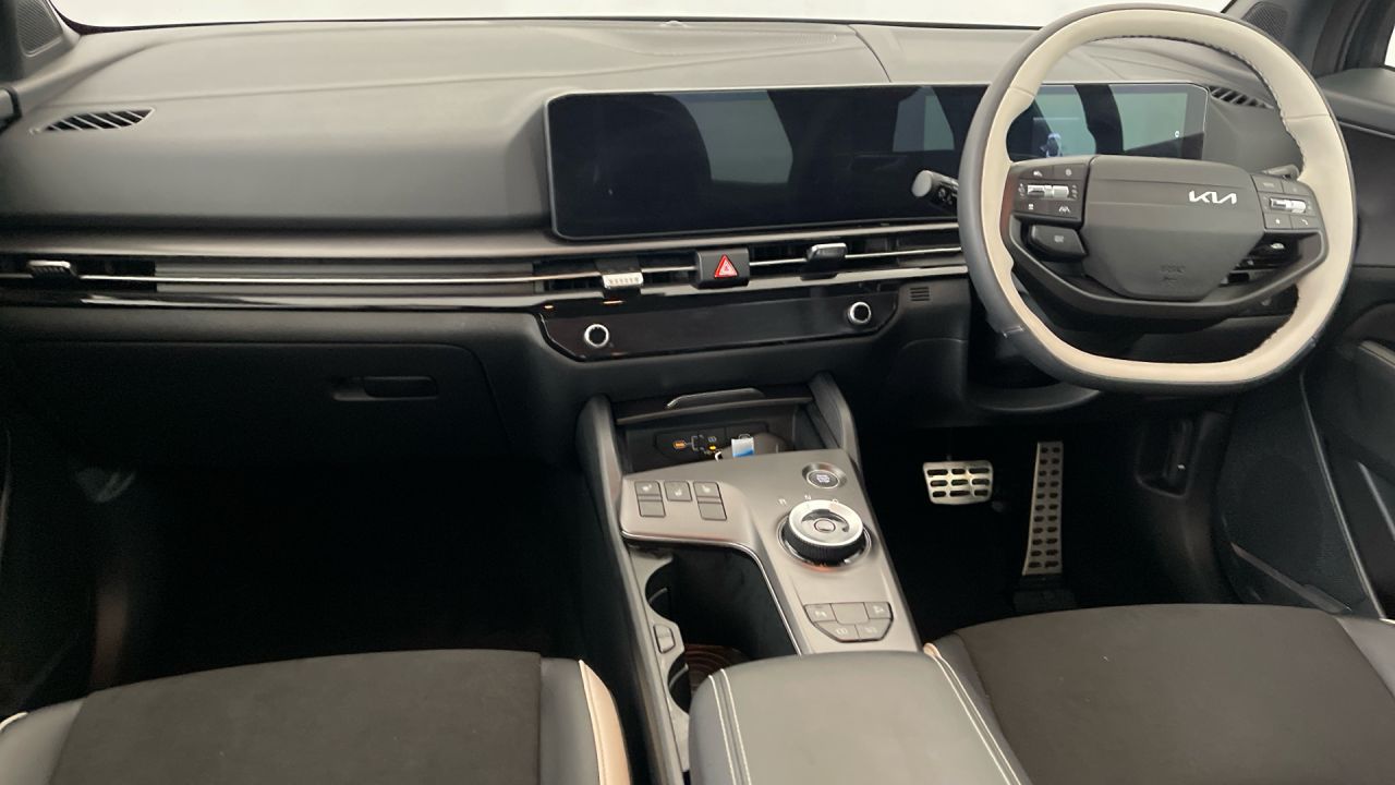 2025 KIA SPORTAGE 1.6 h T-GDi GT-Line SUV 5dr Petrol Hybrid Auto Euro 6 (s/s) (235 bhp) - vehicle photo 9 for sale on PureCar