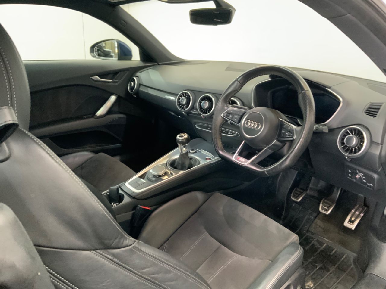 2015 AUDI TT 2.0 TDI ultra S line Coupe 3dr Diesel Manual Euro 6 (s/s) (184 ps) - vehicle photo 14 for sale on PureCar