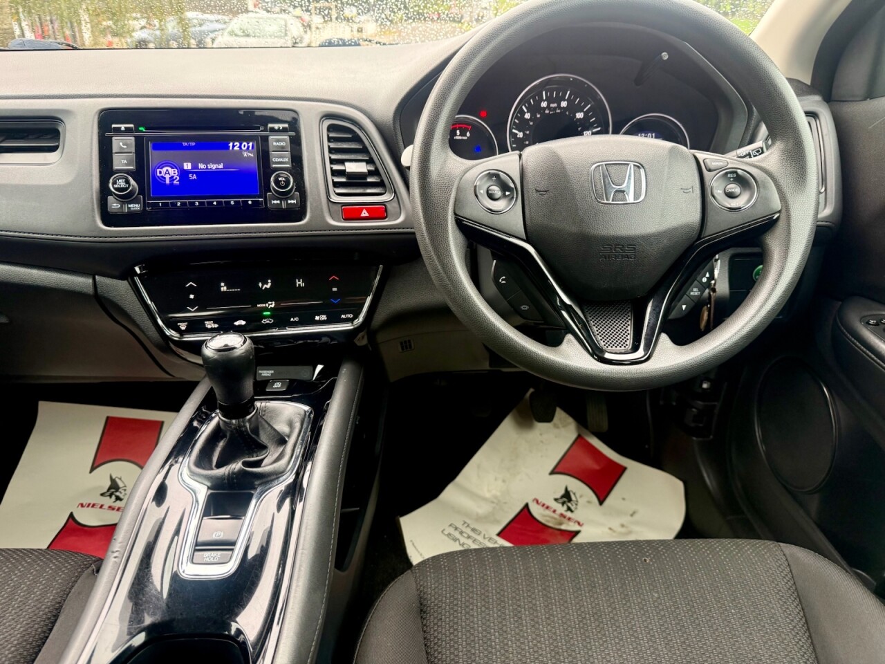 2016 HONDA HR-V 1.6 i-DTEC S SUV 5dr Diesel Manual Euro 6 (£25 P/A ROAD TAX) - vehicle photo 11 for sale on PureCar