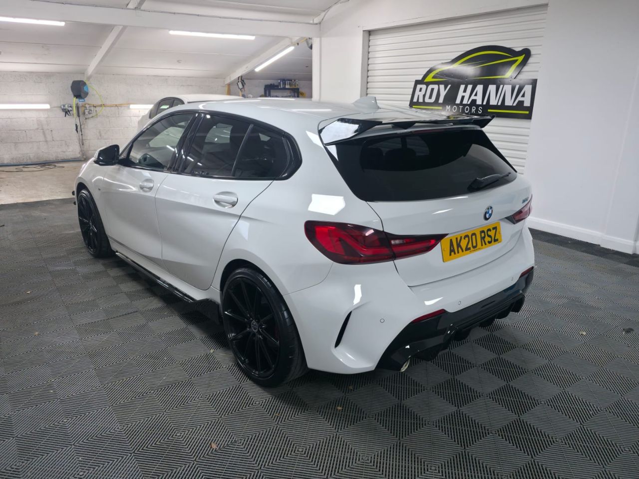 2020 BMW 1 SERIES 1.5 118i M Sport Hatchback 5dr Petrol Manual Euro 6 (s/s) (140 ps) Sports S - vehicle photo 4 for sale on PureCar
