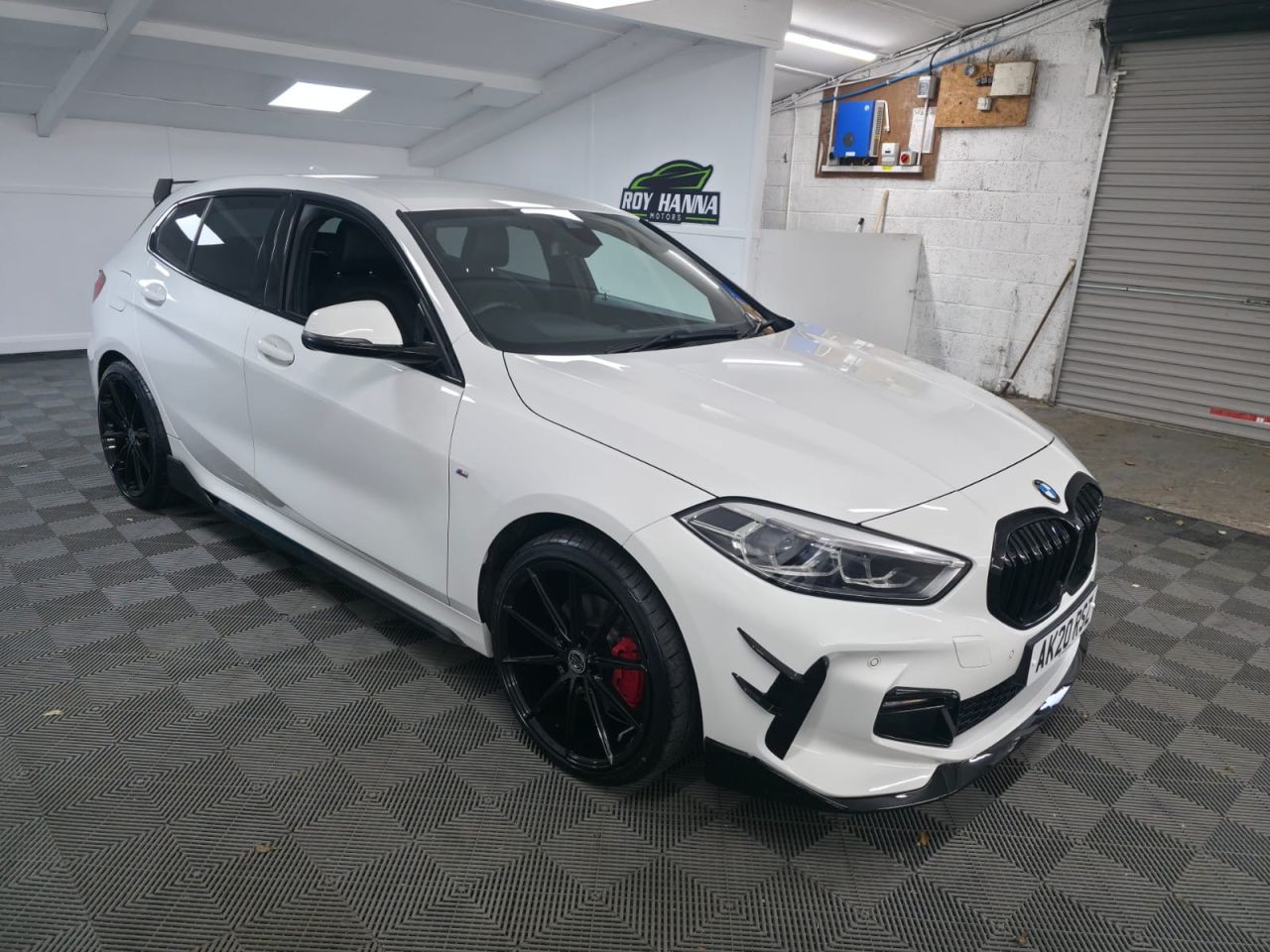 2020 BMW 1 SERIES 1.5 118i M Sport Hatchback 5dr Petrol Manual Euro 6 (s/s) (140 ps) Sports S - vehicle photo 8 for sale on PureCar