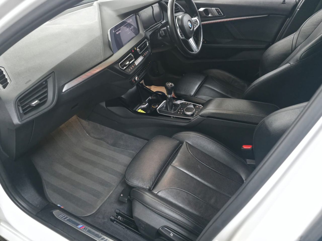 2020 BMW 1 SERIES 1.5 118i M Sport Hatchback 5dr Petrol Manual Euro 6 (s/s) (140 ps) Sports S - vehicle photo 11 for sale on PureCar