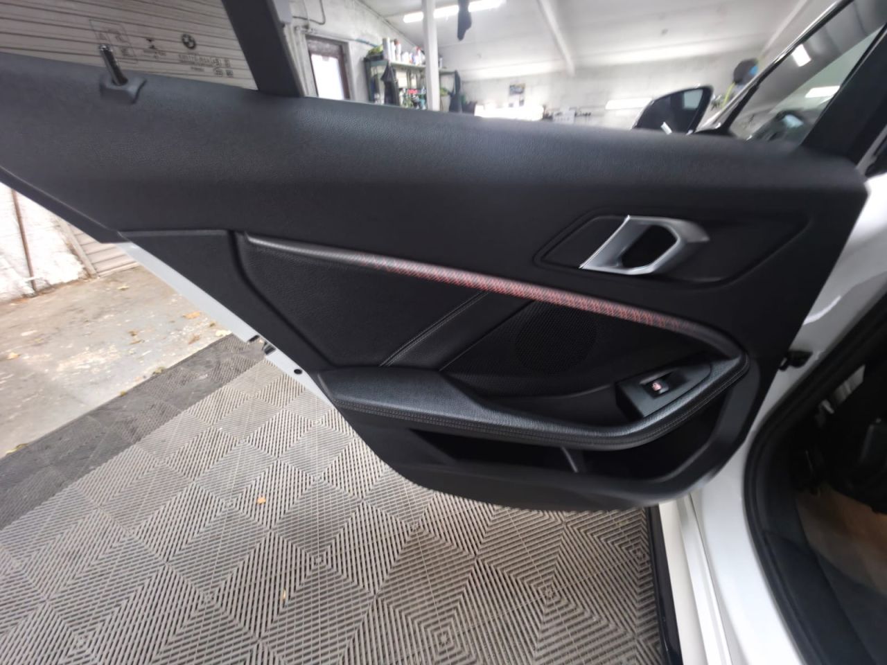 2020 BMW 1 SERIES 1.5 118i M Sport Hatchback 5dr Petrol Manual Euro 6 (s/s) (140 ps) Sports S - vehicle photo 15 for sale on PureCar