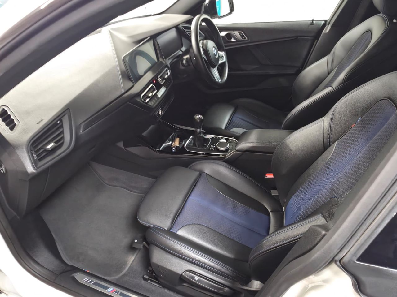 2021 BMW 2 SERIES GRAN COUPE 1.5 218i M Sport Saloon 4dr Petrol Manual Euro 6 (s/s) (136 ps) 2 Owners - - vehicle photo 10 for sale on PureCar