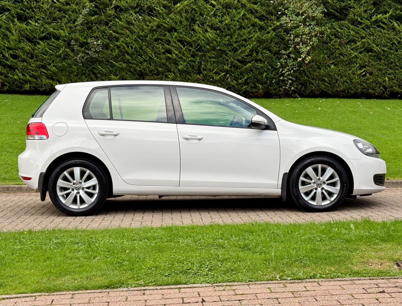2012 VOLKSWAGEN GOLF 1.6 TDI Match Hatchback 5dr Diesel Manual Euro 5 (105 ps) - vehicle photo 7 for sale on PureCar