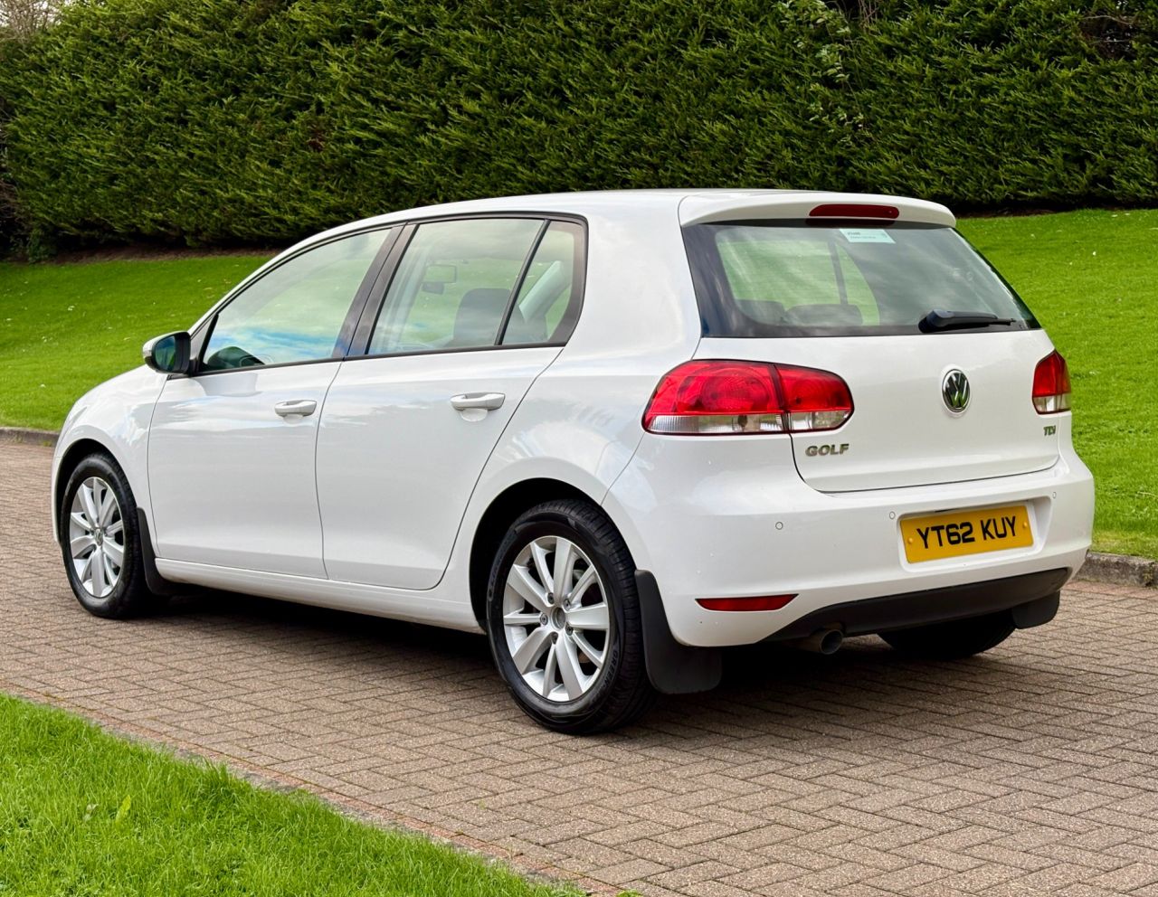 2012 VOLKSWAGEN GOLF 1.6 TDI Match Hatchback 5dr Diesel Manual Euro 5 (105 ps) - vehicle photo 4 for sale on PureCar