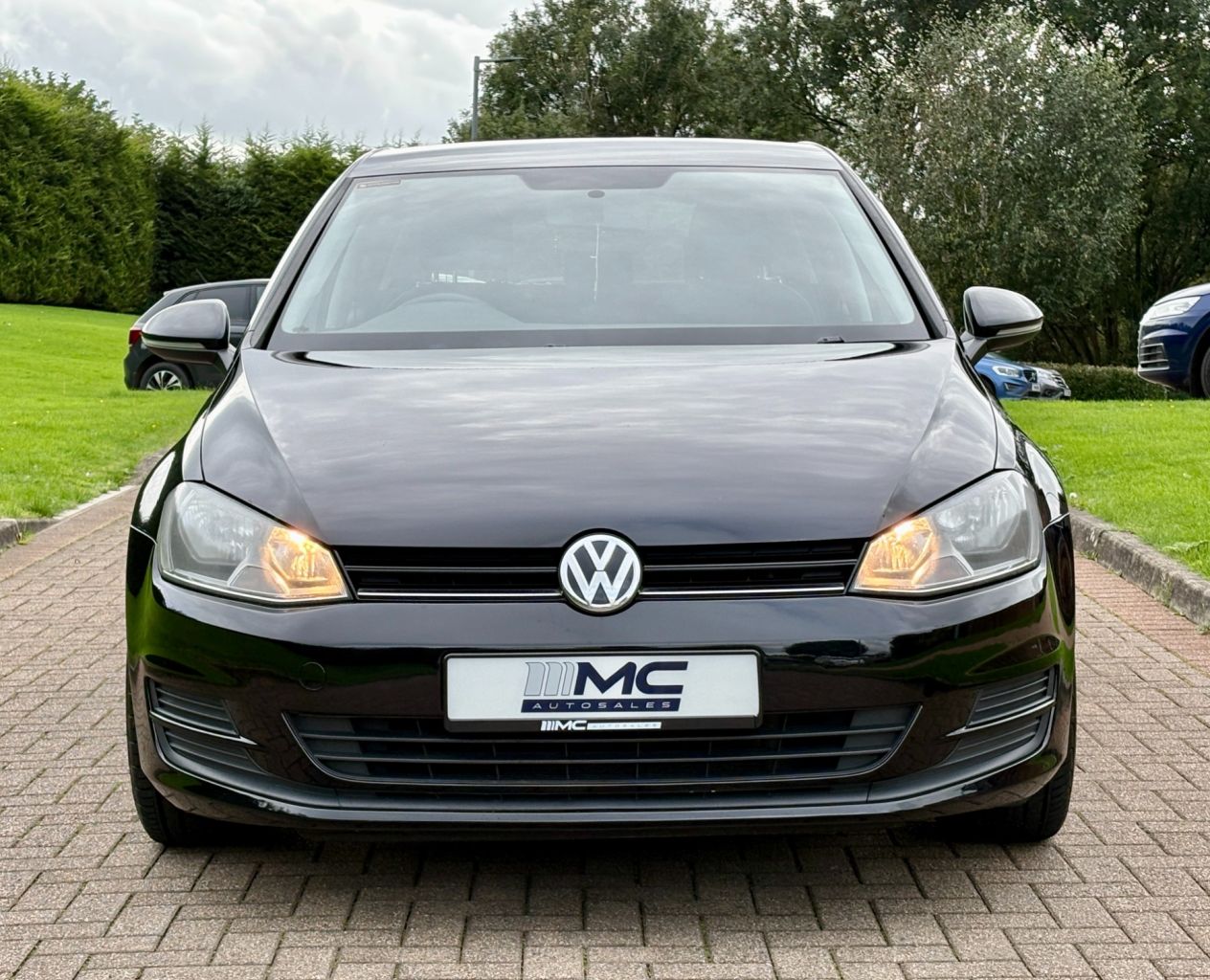 2014 VOLKSWAGEN GOLF 1.6 TDI BlueMotion Tech S Hatchback 5dr Diesel Manual Euro 5 (s/s) (105 ps) - vehicle photo 10 for sale on PureCar