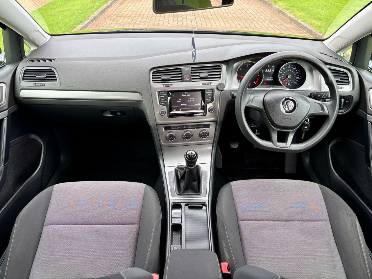 2014 VOLKSWAGEN GOLF 1.6 TDI BlueMotion Tech S Hatchback 5dr Diesel Manual Euro 5 (s/s) (105 ps) - vehicle photo 11 for sale on PureCar