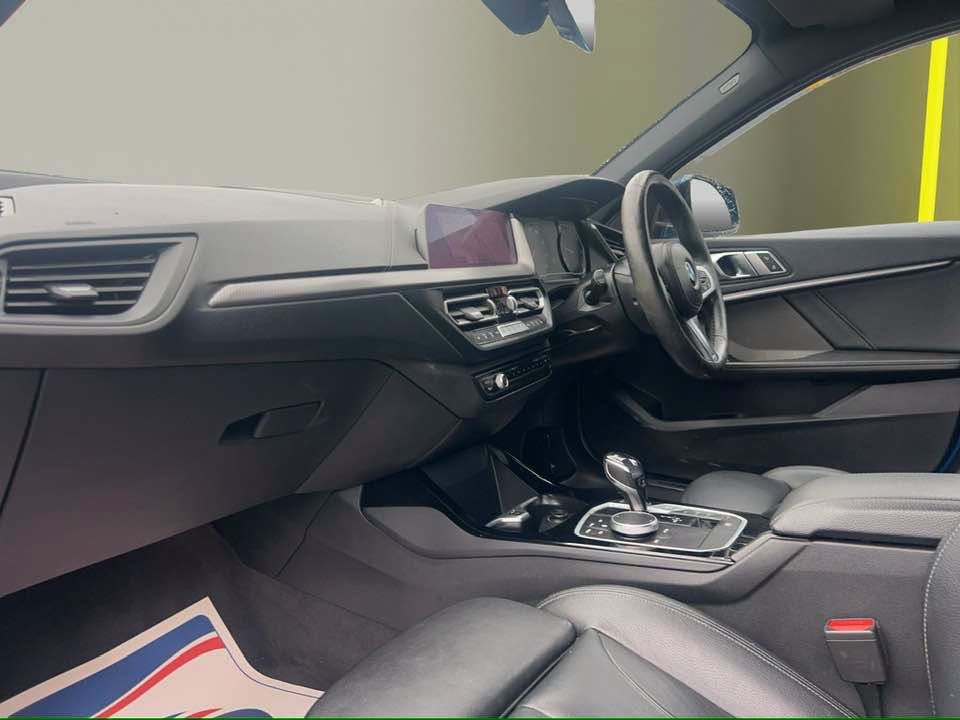 2021 BMW 1 SERIES 1.5 116d M Sport Hatchback 5dr Diesel DCT Euro 6 (s/s) (116 ps) - vehicle photo 11 for sale on PureCar