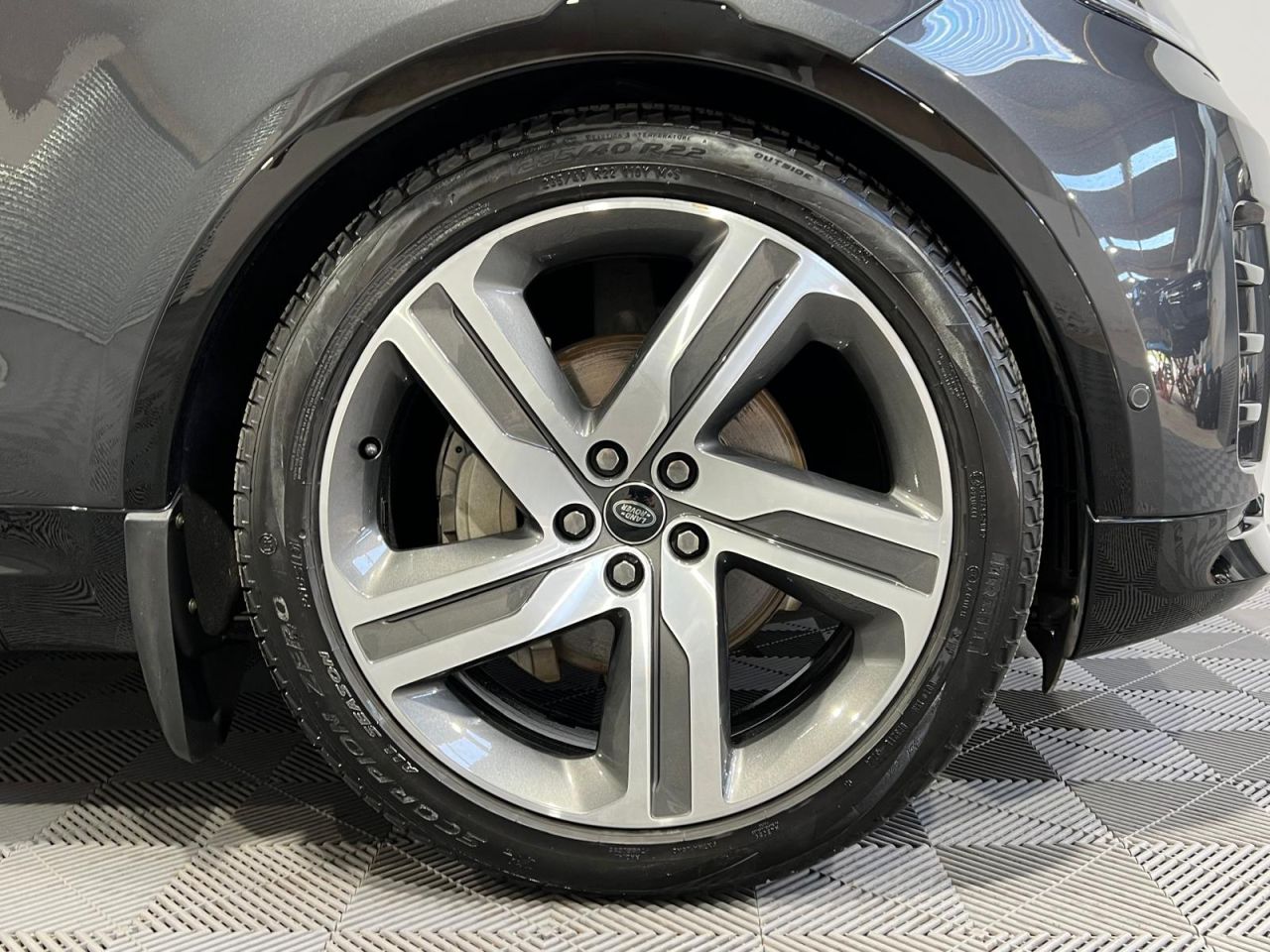2022 LAND ROVER DISCOVERY 3.0 D300 MHEV R-Dynamic SE SUV 5dr Diesel Auto 4WD Euro 6 (s/s) (300 ps) - vehicle photo 15 for sale on PureCar