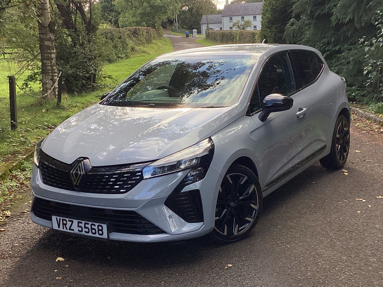 RENAULT CLIO 2024