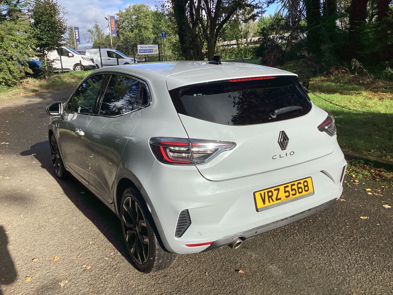 2024 RENAULT CLIO 1.0 TCe techno Hatchback 5dr Petrol Manual Euro 6 (s/s) (90 ps) - vehicle photo 10 for sale on PureCar