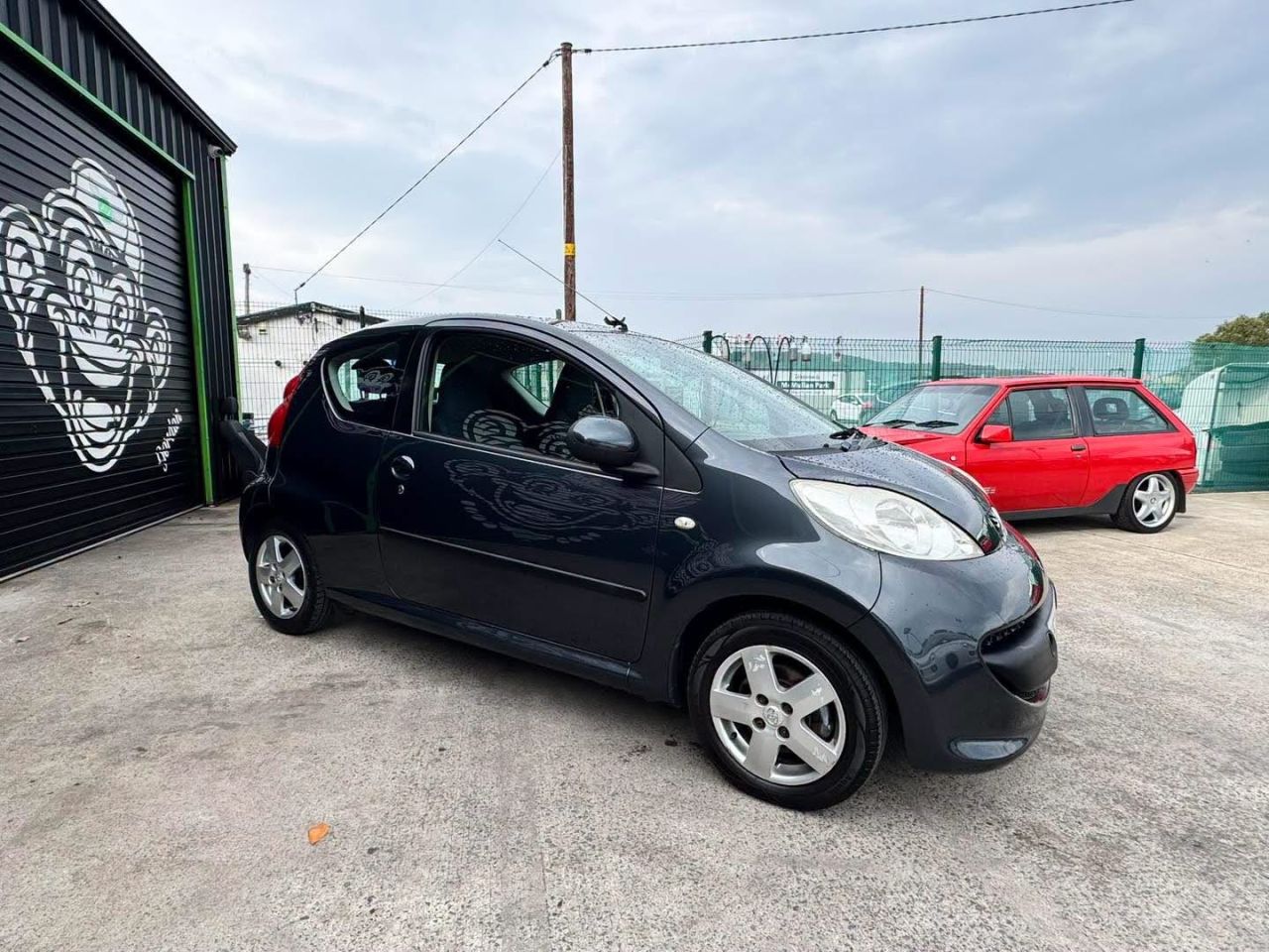 2006 PEUGEOT 1.0 12V Urban Hatchback 3dr Petrol Manual Euro 4 (68 ps) - vehicle photo 6 for sale on PureCar
