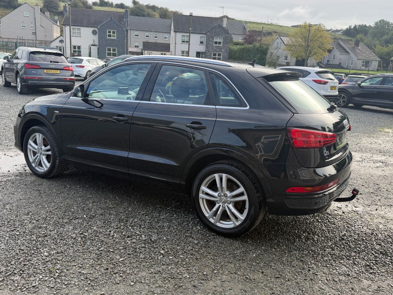 2018 AUDI Q3 S Line - vehicle photo 4 for sale on PureCar