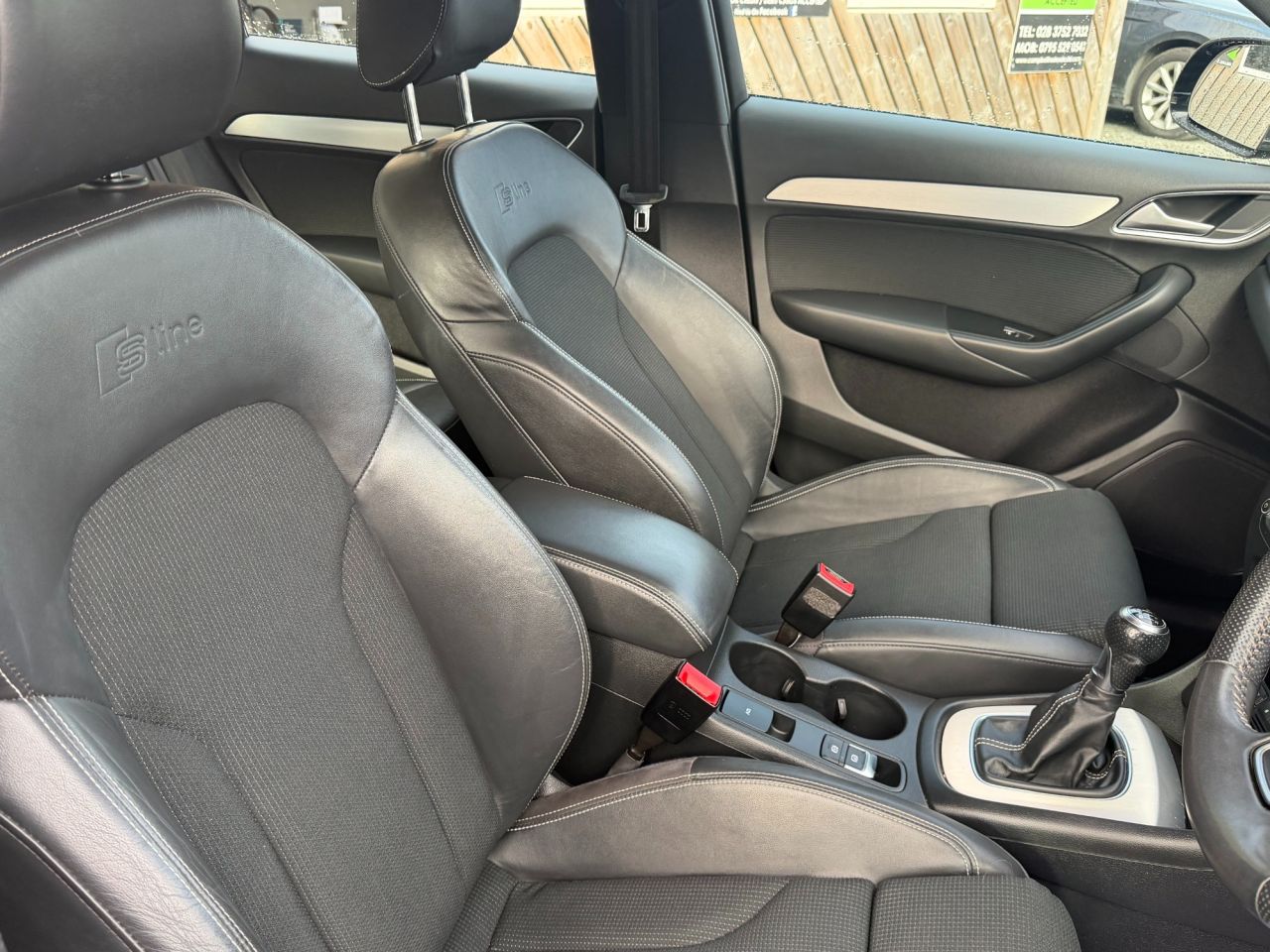 2018 AUDI Q3 S Line - vehicle photo 8 for sale on PureCar
