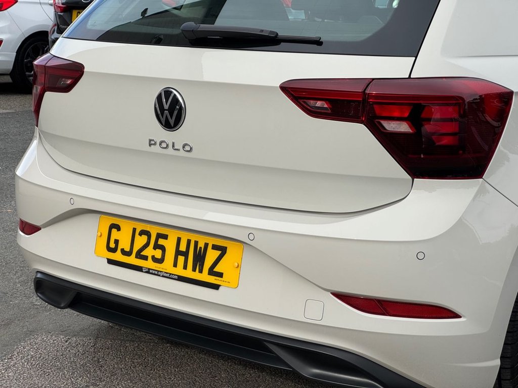 2025 Volkswagen Polo — image 10