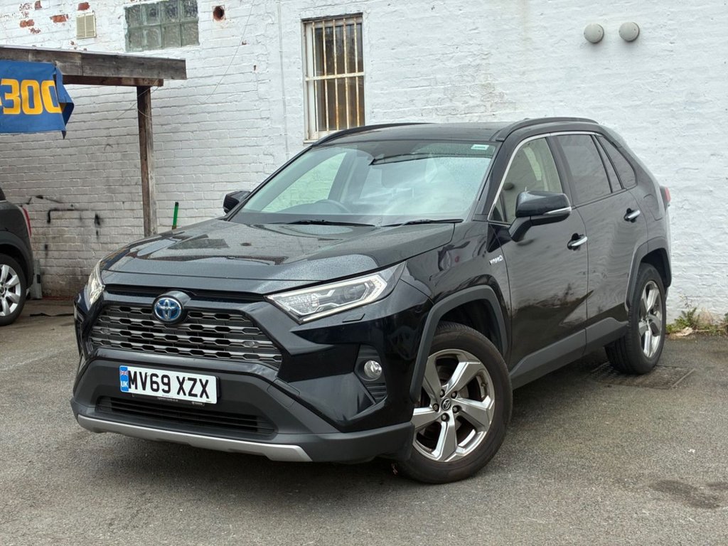 2019 Toyota RAV4 — image 6