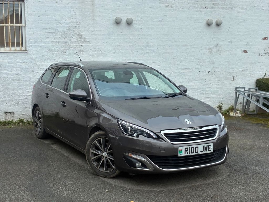 2015 Peugeot 308 SW — image 1