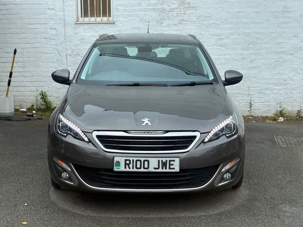 2015 Peugeot 308 SW — image 3