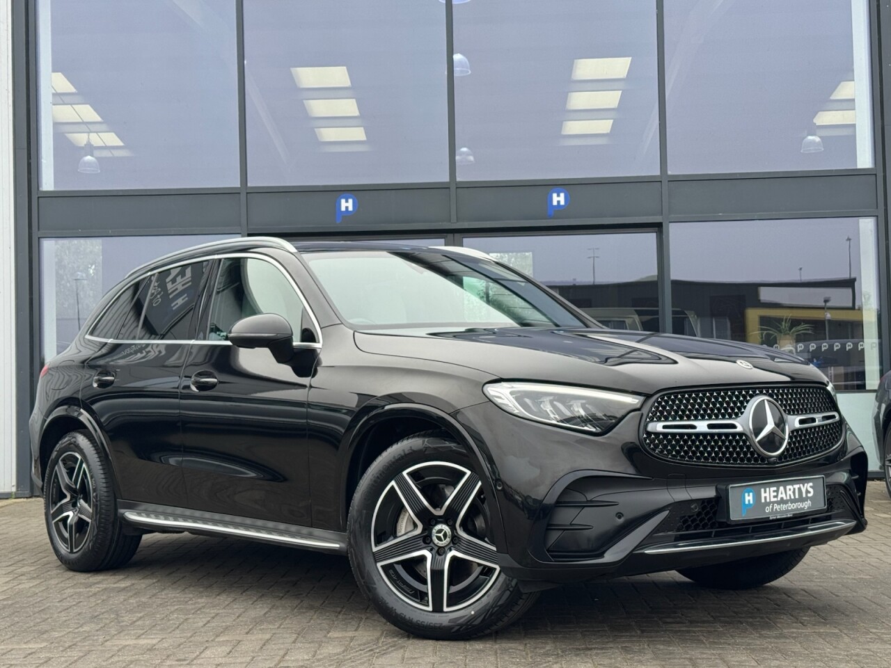 2023 Mercedes-Benz GLC