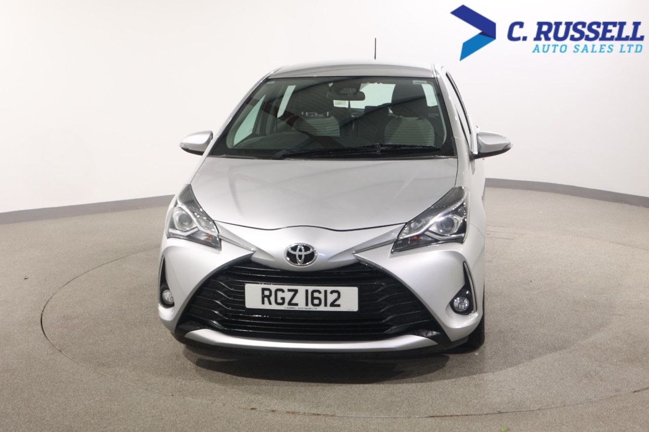 2020 TOYOTA YARIS 1.5 VVT-i Icon Hatchback 5dr Petrol Manual Euro 6 (111 ps) - vehicle photo 2 for sale on PureCar