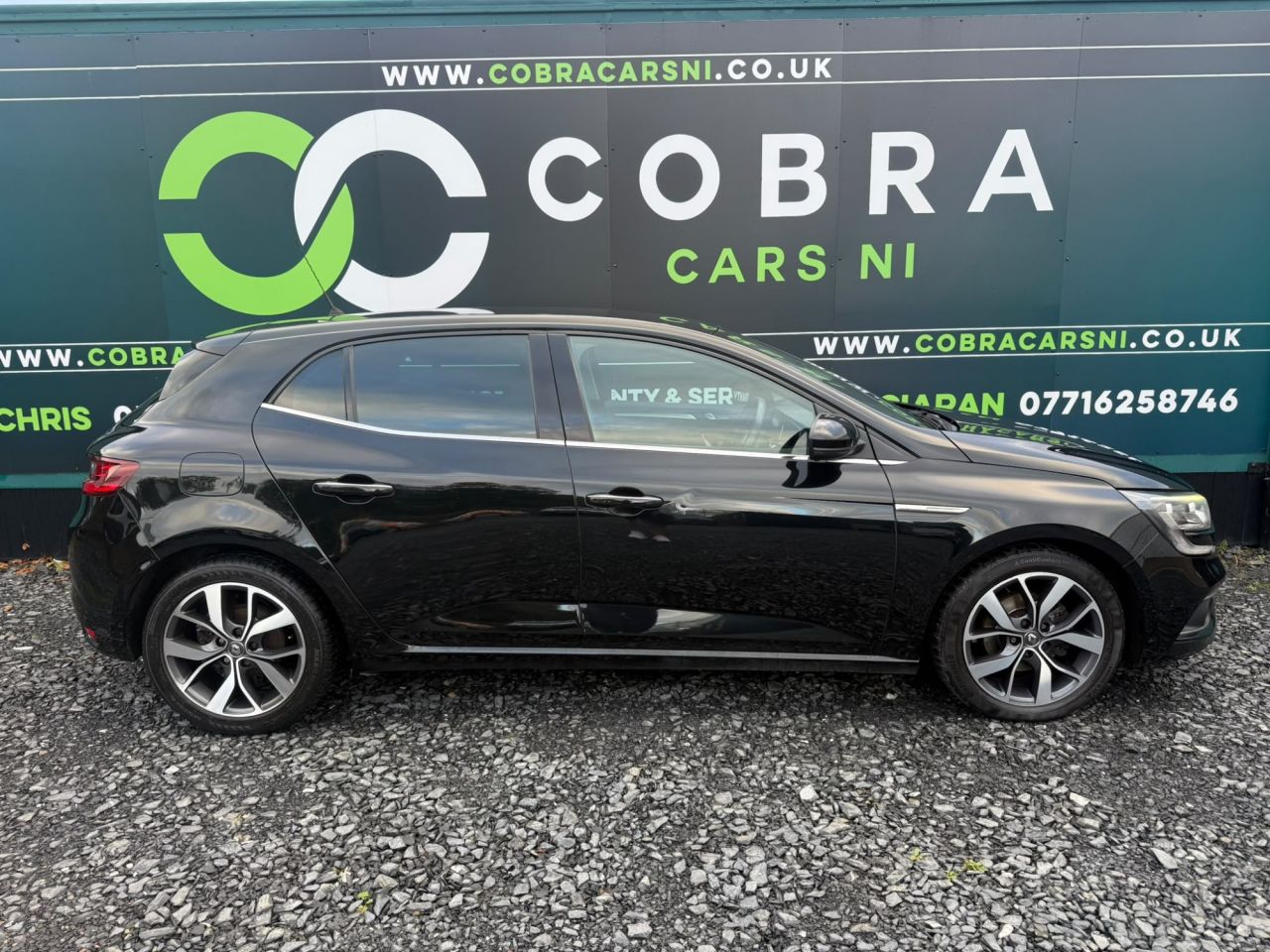 2017 RENAULT MEGANE 1.5 dCi Dynamique Nav Hatchback 5dr Diesel Manual Euro 6 (s/s) (110 ps) - vehicle photo 3 for sale on PureCar