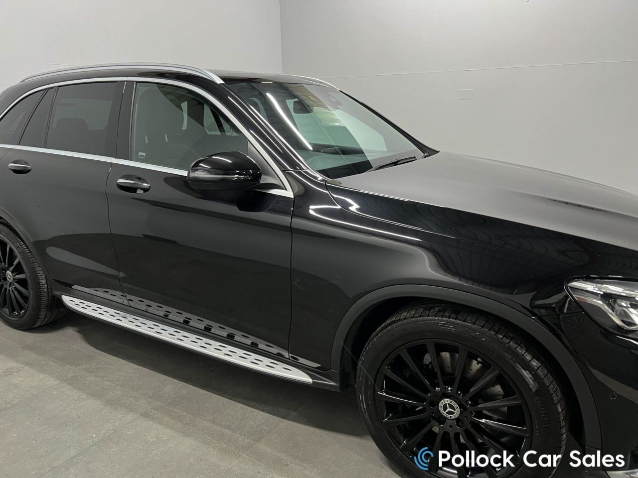 2018 MERCEDES GLC GLC220d AMG Line Premium Plus 4MATIC 170BHP Premium Plus AMG Line 4Matic - vehicle photo 9 for sale on PureCar