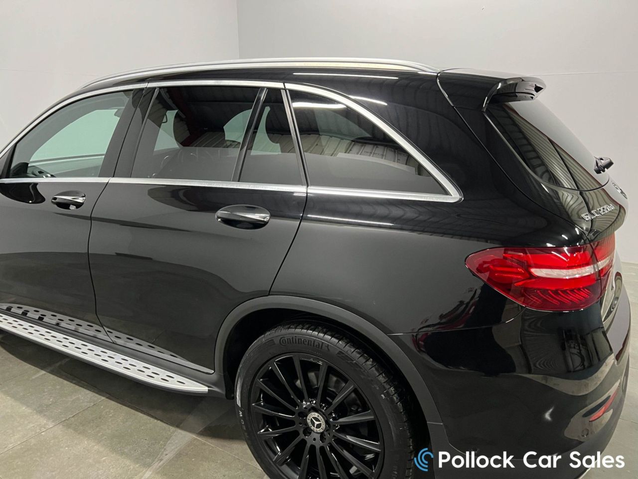 2018 MERCEDES GLC GLC220d AMG Line Premium Plus 4MATIC 170BHP Premium Plus AMG Line 4Matic - vehicle photo 18 for sale on PureCar