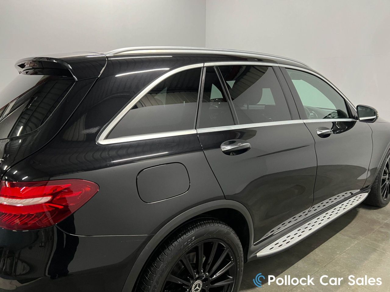 2018 MERCEDES GLC GLC220d AMG Line Premium Plus 4MATIC 170BHP Premium Plus AMG Line 4Matic - vehicle photo 22 for sale on PureCar