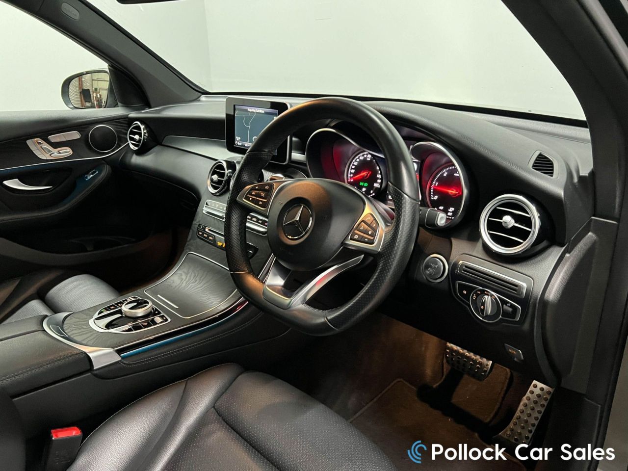 2018 MERCEDES GLC GLC220d AMG Line Premium Plus 4MATIC 170BHP Premium Plus AMG Line 4Matic - vehicle photo 25 for sale on PureCar