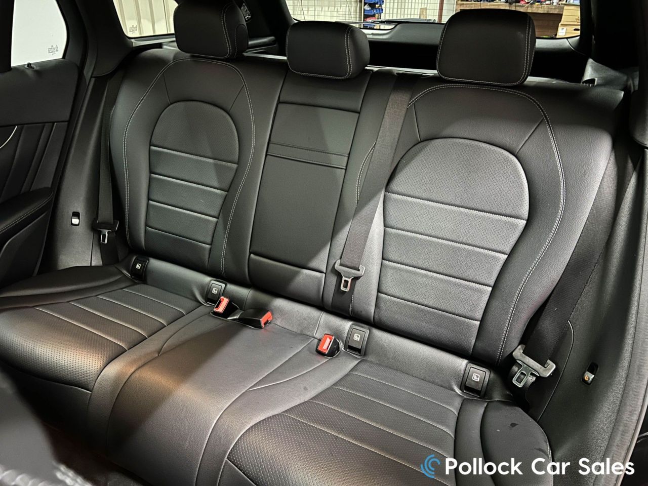 2018 MERCEDES GLC GLC220d AMG Line Premium Plus 4MATIC 170BHP Premium Plus AMG Line 4Matic - vehicle photo 38 for sale on PureCar