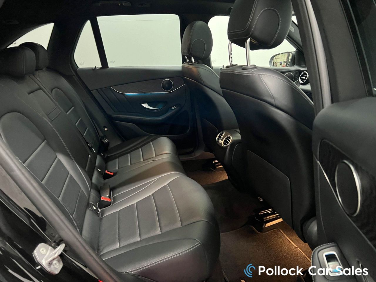 2018 MERCEDES GLC GLC220d AMG Line Premium Plus 4MATIC 170BHP Premium Plus AMG Line 4Matic - vehicle photo 39 for sale on PureCar
