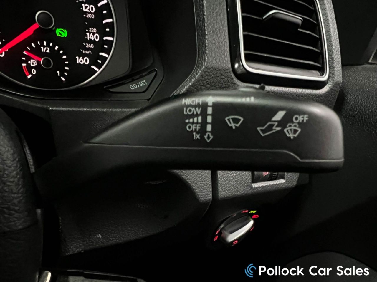 2020 VOLKSWAGEN AMAROK 3.0 TDI V6 Highline Pickup Double Cab 4dr Diesel Auto 4Motion Euro 6 (s/s) - vehicle photo 50 for sale on PureCar