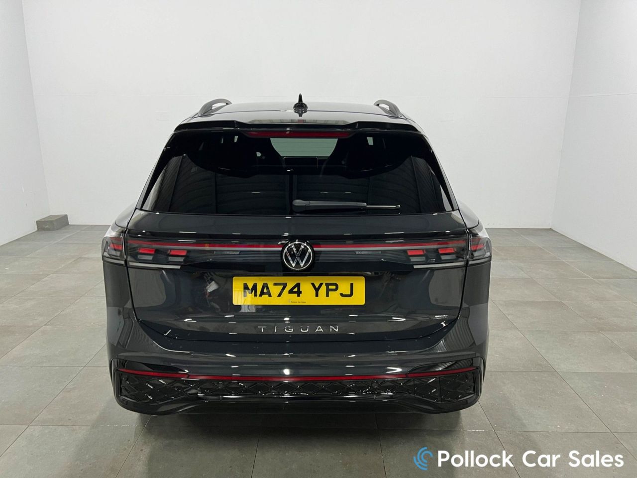 2024 VOLKSWAGEN TIGUAN 2.0 TDI R-Line SUV 5dr Diesel DSG Euro 6 (s/s) (150 ps) 21",Aero Kit,Black - vehicle photo 5 for sale on PureCar