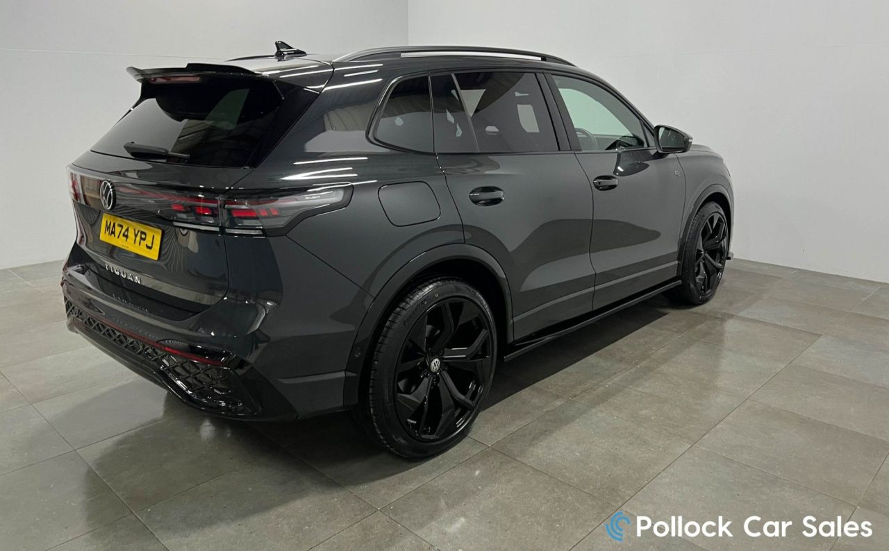 2024 VOLKSWAGEN TIGUAN 2.0 TDI R-Line SUV 5dr Diesel DSG Euro 6 (s/s) (150 ps) 21",Aero Kit,Black - vehicle photo 26 for sale on PureCar