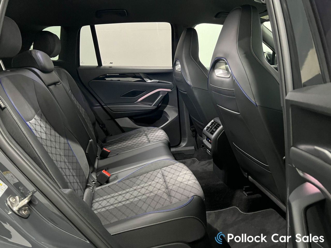 2024 VOLKSWAGEN TIGUAN 2.0 TDI R-Line SUV 5dr Diesel DSG Euro 6 (s/s) (150 ps) 21",Aero Kit,Black - vehicle photo 43 for sale on PureCar