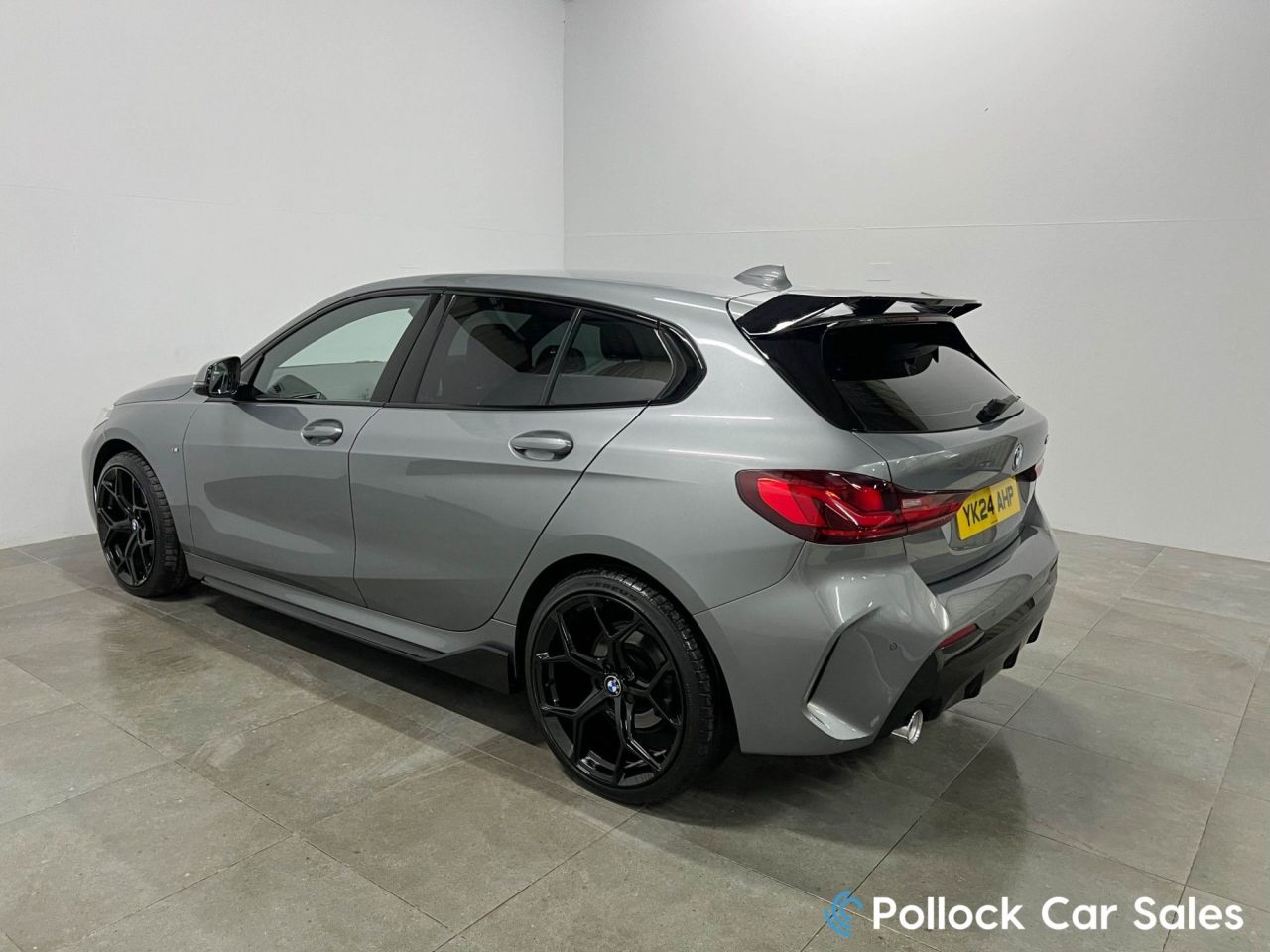 2024 BMW 1 SERIES 1.5 118i M Sport (LCP) Hatchback 5dr Petrol DCT Euro 6 (s/s) (136 ps) 19" M - vehicle photo 21 for sale on PureCar