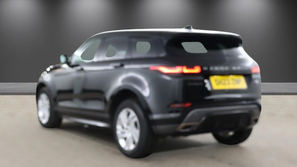2023 Land Rover Range Rover Evoque — image 3