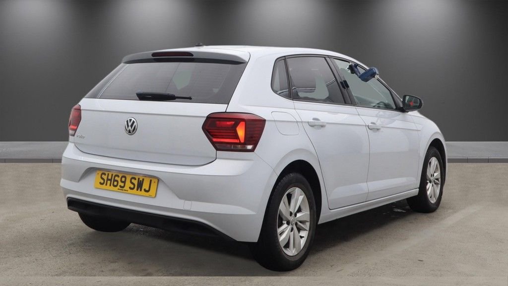 2019 Volkswagen Polo — image 4