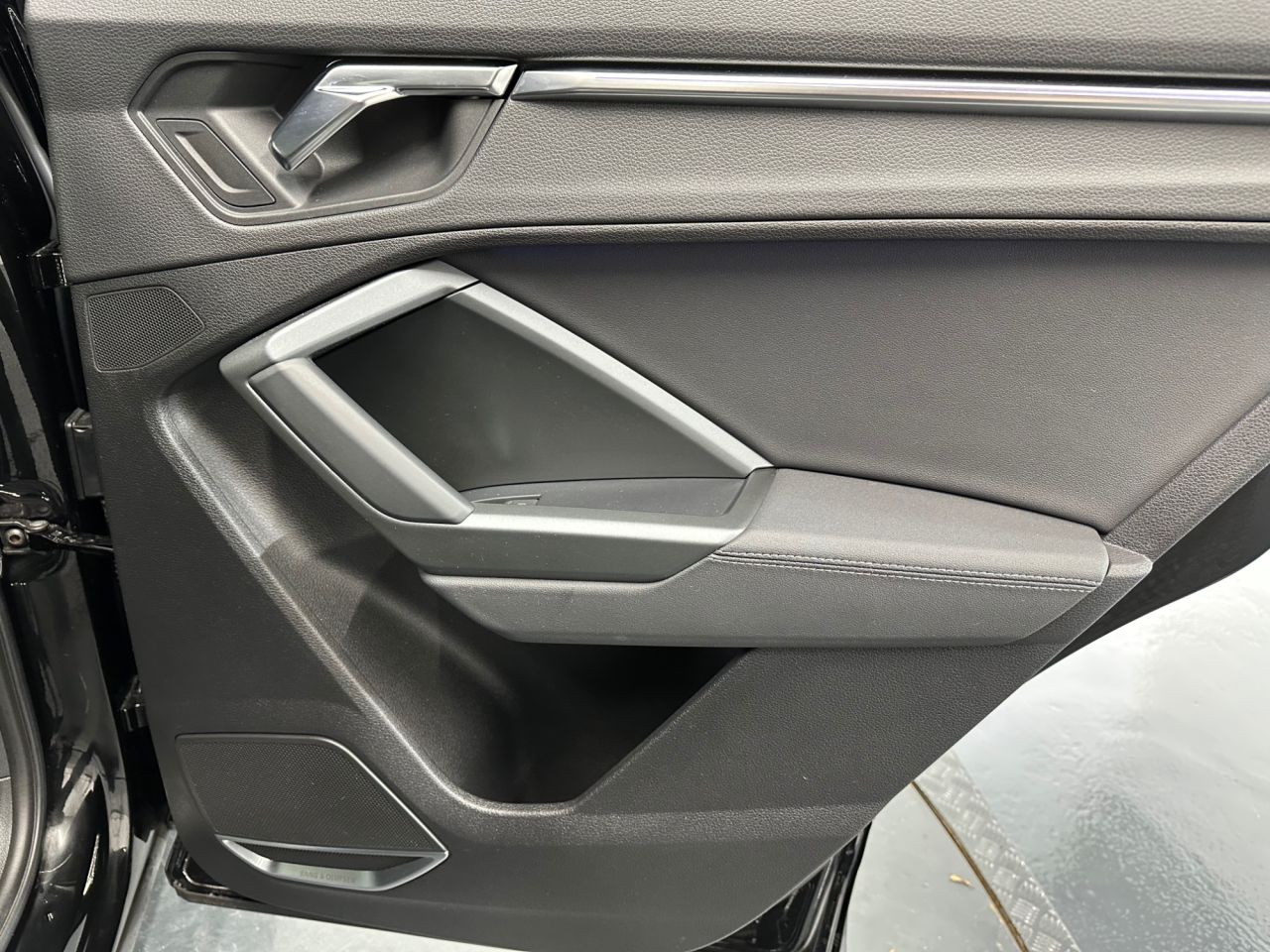 2019 AUDI Q3 S Line - vehicle photo 23 for sale on PureCar